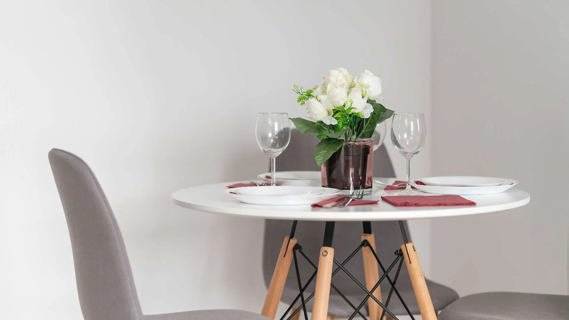 Nowoczesny Apartament Dla 2 Doroslych I 2 Dzieci Parking By Noclegi Renters Познань